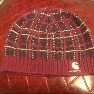 Carhartt  Womens Plaid Knit Beanie - Burgundy and purple